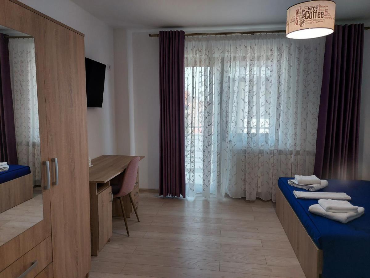 Bya Brown Apartment Valea Lupului  Bagian luar foto
