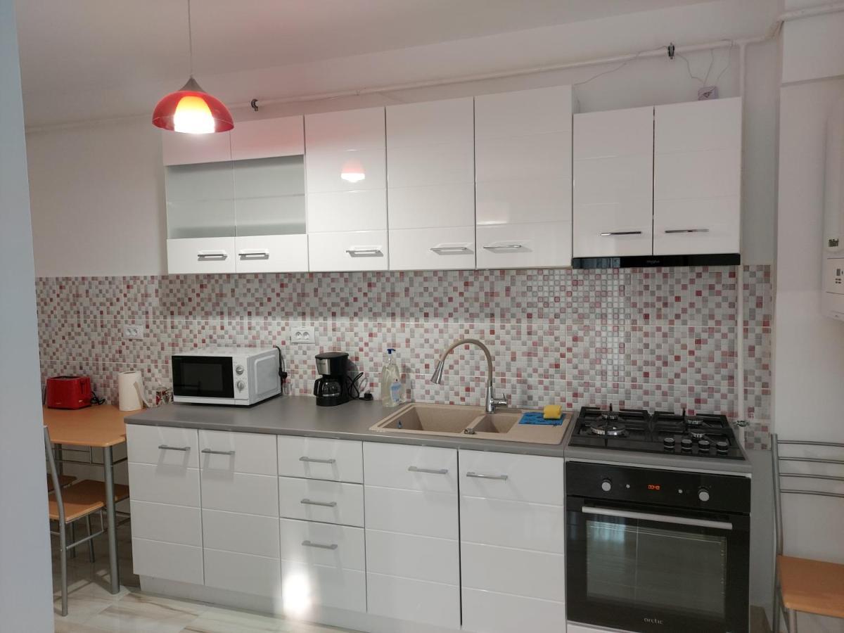 Bya Brown Apartment Valea Lupului  Bagian luar foto