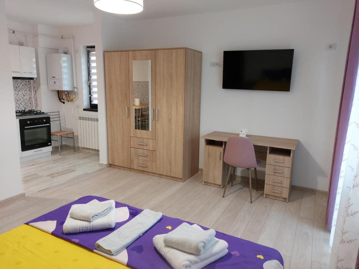 Bya Brown Apartment Valea Lupului  Bagian luar foto